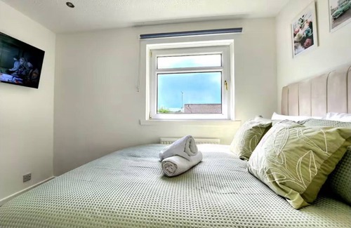 Newton Mearns Casa | Stylish 3 Bedroom House in Glasgow