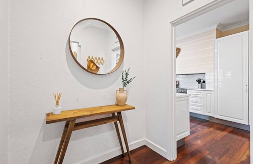 Doubleview Casa | Stylish 3-Bedroom Home – Near Scarborough Beach