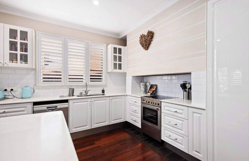 Doubleview Casa | Stylish 3-Bedroom Home – Near Scarborough Beach