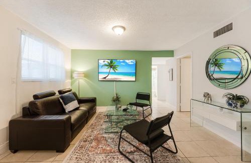 East Little Havana Apartamento | Stylish 3 Bedroom Miami Retreat Close Brickell