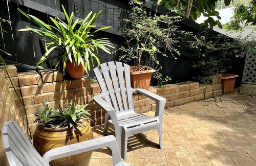 Avoca Beach Casa | Stylish 3 Bedroom Townhouse 400 Mtrs to Beach