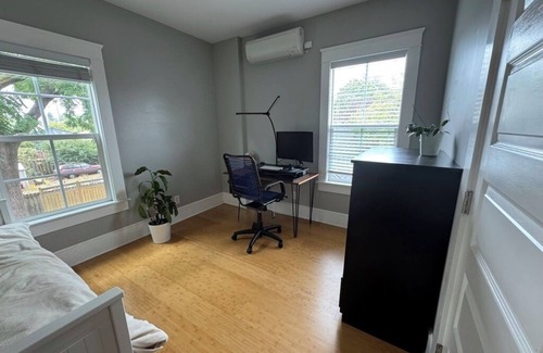 Kenton Casa | Stylish 3 Bedroom w/Spa + Yard
