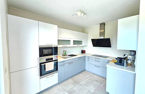 Hamm Apartamento | Stylish 3 BR with 2 terraces and parking