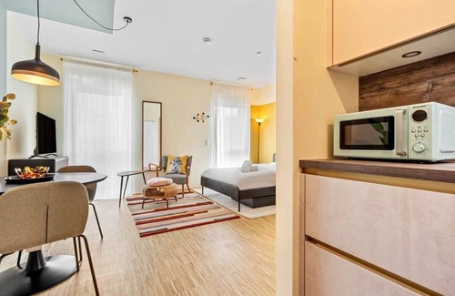 Hollerich Apartamento | Stylish 33m2 Studio in Vibrant Luxembourg City