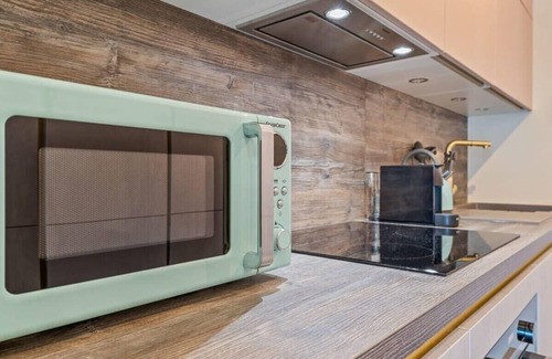 Hollerich Apartamento | Stylish 33m2 Studio in Vibrant Luxembourg City