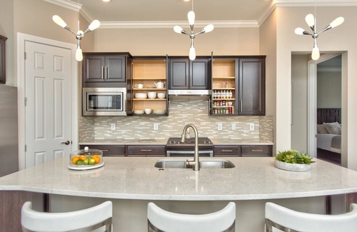 Rural Estates Casa | Stylish 3bd home with den with a Spa, Heated Pool and Golf!