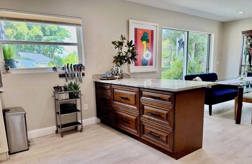 Winter Park Casa | Stylish 3BR/2BA Home in Lake View Retreat, near to Park,Trails,Pickleball,Golf.