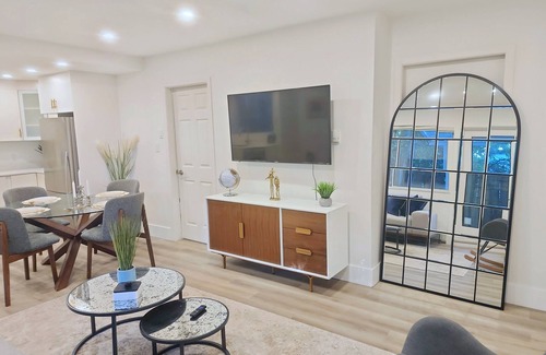 Upper Lonsdale Casa | Stylish 3BR Home w/ Great Access