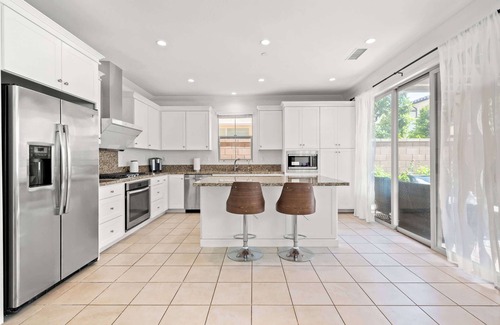 Tustin Casa | Stylish 3BR Irvine Oasis Family Friendly w Garage
