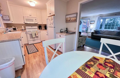 Northwest Harwich Casa | Elegante 3BR Ranch-Pet Friendly!