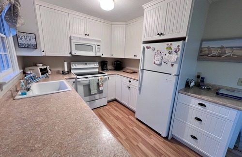 Northwest Harwich Casa | Elegante 3BR Ranch-Pet Friendly!