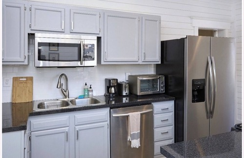 Tyler Park Apartamento | Stylish 3BR Retreat in Kentucky