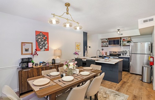 Macon Casa | Stylish 3BR w/EV charger,Firepit, workspace,fast wifi,vinyl, near downtown Macon