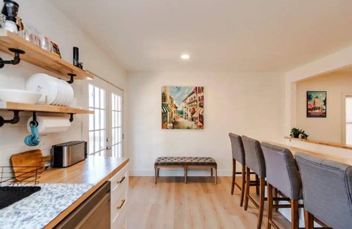 Mehlville Casa | Stylish 4 Bedroom Family Home Long stays welcome