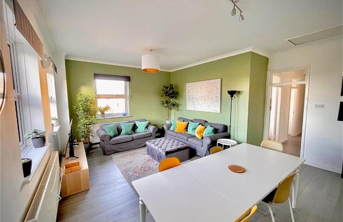 Wokingham Apartamento | Stylish 4 bedroom Townhouse - Central Wokingham