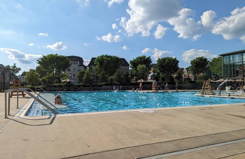 Rockville Casa | Stylish 4BR/3BA Townhome in Crown Gaithersburg, Walk to Rio, Pool, & Restaurants