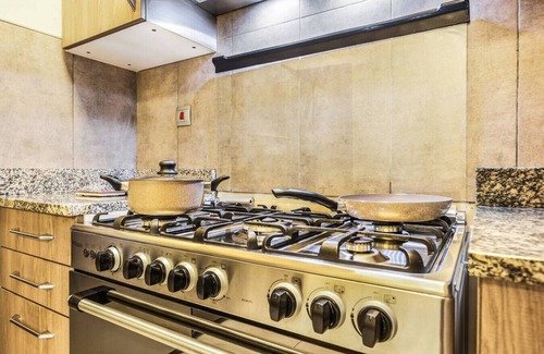 Discovery Gardens Casa | Stylish 4BR Family Villa – Easy Access to Dubai Marina & Expo City