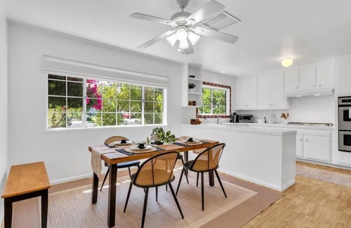 Woodland Hills Casa | Stylish 4BR Home in Los Angeles , Office + Central A/C + Patio, Monthly Rental
