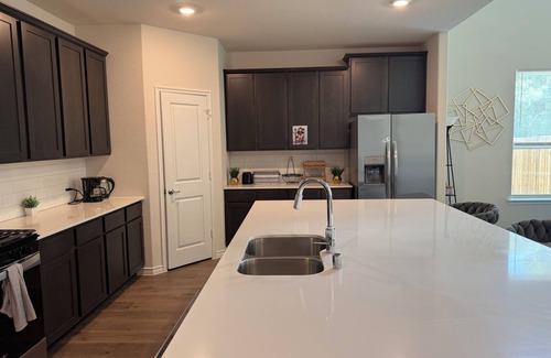 Forney Casa | Stylish 4BR Home w/Patio & Garage Near Dallas