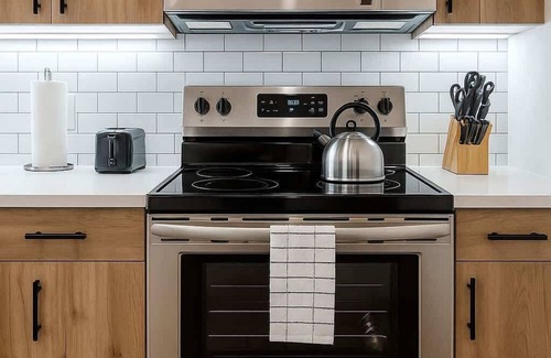 Near South Side Apartamento | Stylish 4BR South Loop Home!