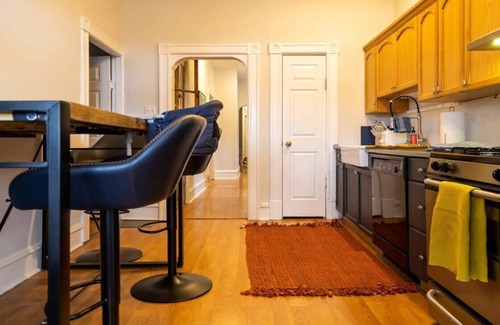 Tower Grove East Casa | Stylish 4BR w/ Office, Deck, Gardens / ABODEbucks
