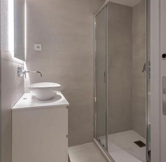 Gaztambide Apartamento | Stylish 5BR Flat with terrace