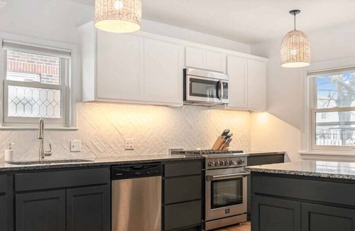 Aksarben - Elmwood Park Casa | Stylish 6 Bed/3 Bath Dundee Home w/ 2 Firepits