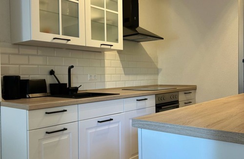 Bruchsal Apartamento | Stylish 80 m2 apartment at the castle - quiet, central & family-friendly!
