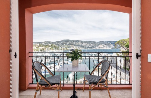 Nice Apartamento | Stylish apartment overlooking the Port of Saint Jean