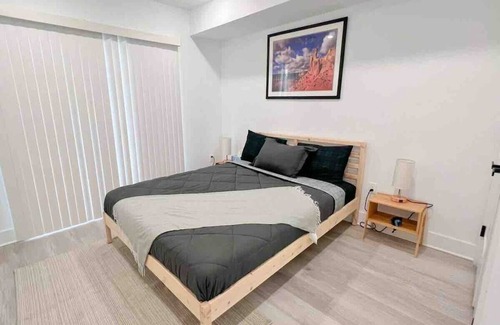 Petworth Cama Y Desayuno | Stylish and Bright 2BR Unit in DC