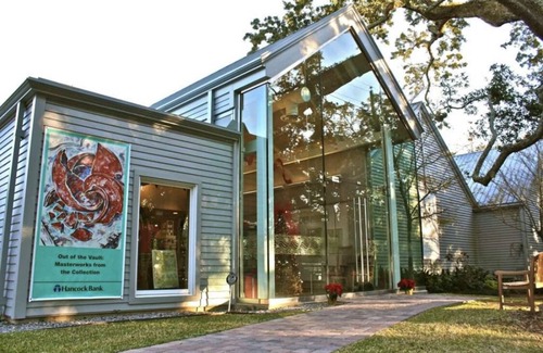 Ocean Springs Casa | Stylish and Comfortable, free wine and close to downtown!