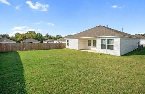Broken Arrow Casa | Stylish and Luxuriously Furnished 3BedRoom Getaway