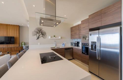 El Tezal Apartamento | Stylish and Modern New 2BR Condo with Ocean Views