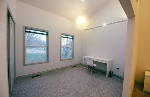 Champaign Casa | Stylish and Spacious 3b2b Smart Ranch Home near UIUC
