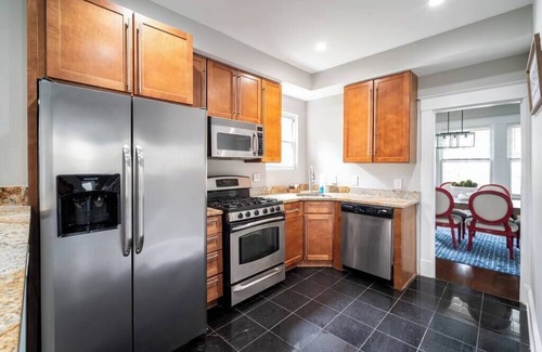 Brookland Casa | Stylish And Spacious Cozy Retreat Central Location