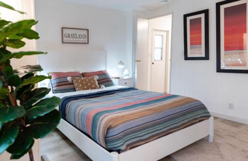 Grayland Casa | Stylish and Spotless Beach Getaway