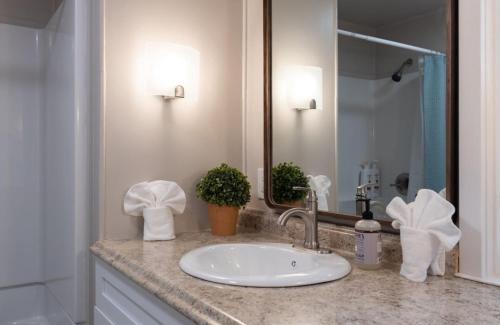 Grayland Casa | Stylish and Spotless Beach Getaway