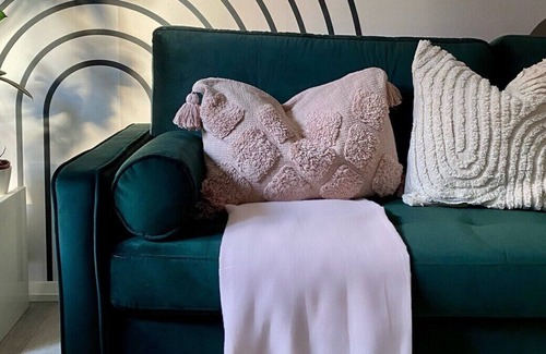 Cleveland Apartamento | Stylish Apartment in Leafy Ealing W13