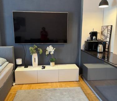 Ujlipotvaros Apartamento | Stylish Apartment by the Vígszínház Theater