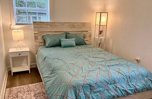 Hickory Casa | Stylish apartment in central location