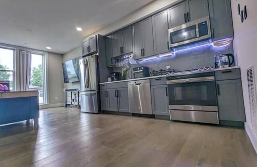Trinidad Condominio | Stylish Apt 2 blks from H Street in Washington DC!
