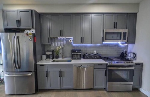 Trinidad Condominio | Stylish Apt 2 blks from H Street in Washington DC!