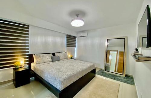 Santo Domingo Casa | Stylish Apt Full AC King Bed