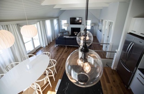 Surfside Casa | Casa de playa con estilo con vista al mar