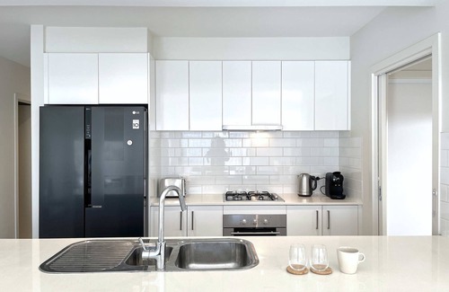 Berwick Casa | Stylish Berwick Home with WiFi, Smart TV, Garage