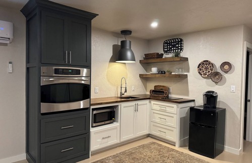 Lawton Cabina | Stylish cabin near Medicine Park