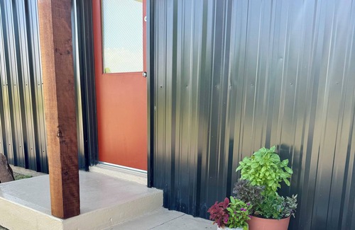 Lawton Cabina | Stylish cabin near Medicine Park