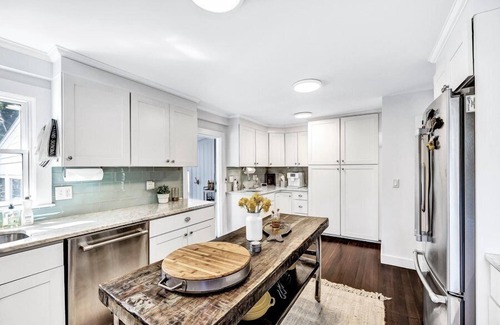 Harwich Casa | Stylish Cape Escape on Bank St RPAM070