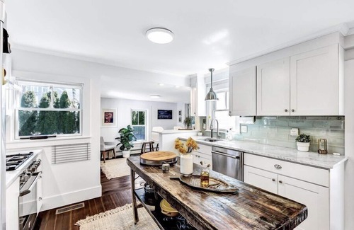 Harwich Casa | Stylish Cape Escape on Bank St RPAM070