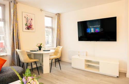 Plasnewydd Apartamento | Stylish Cardiff Flats Near Uni City Centre